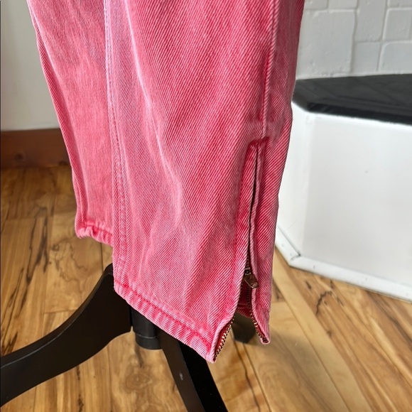 LEVIS Mom Jeans - Picture 8 of 10